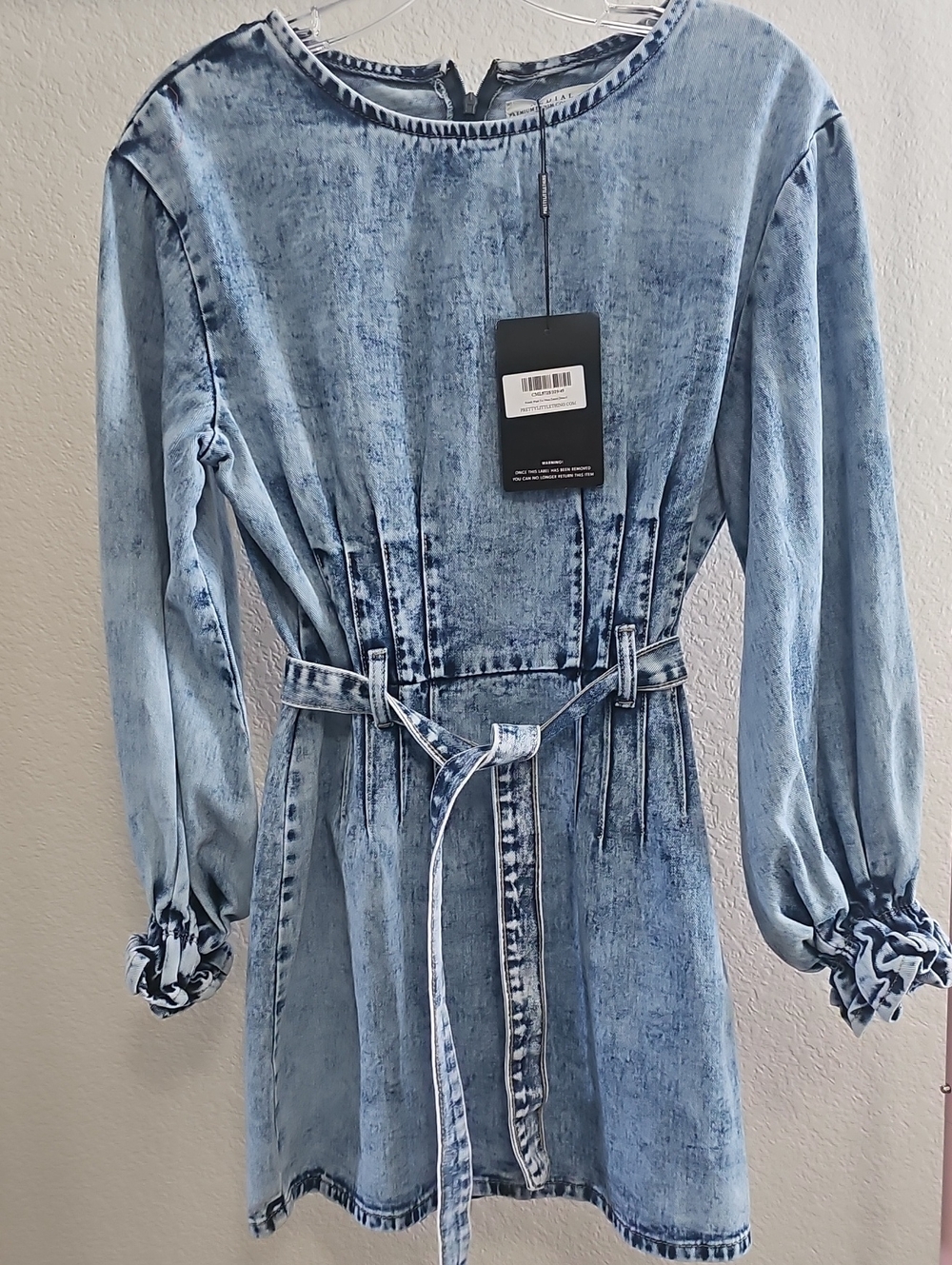 REDIAL Light Blue Denim Tie-Waist Women's Dress
